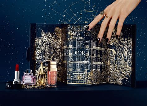 dior クリスマスコフレ 2018|【ディオール】クリスマスコフレ2018予約＆発売日・通販情報!.